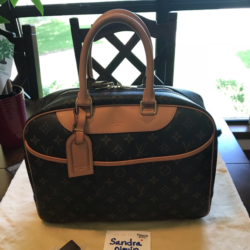 Louis Vuitton Deauville